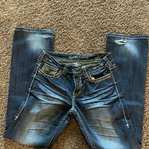 Cowgirl Tuff- Don’t Fence Me in West